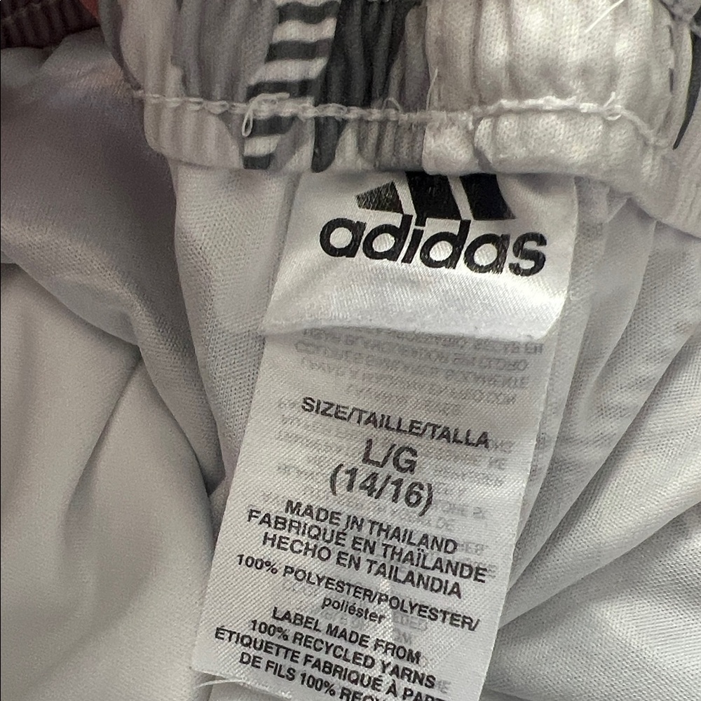 Nike Kids Gray and White Shorts Trio - Picture 2 of 4